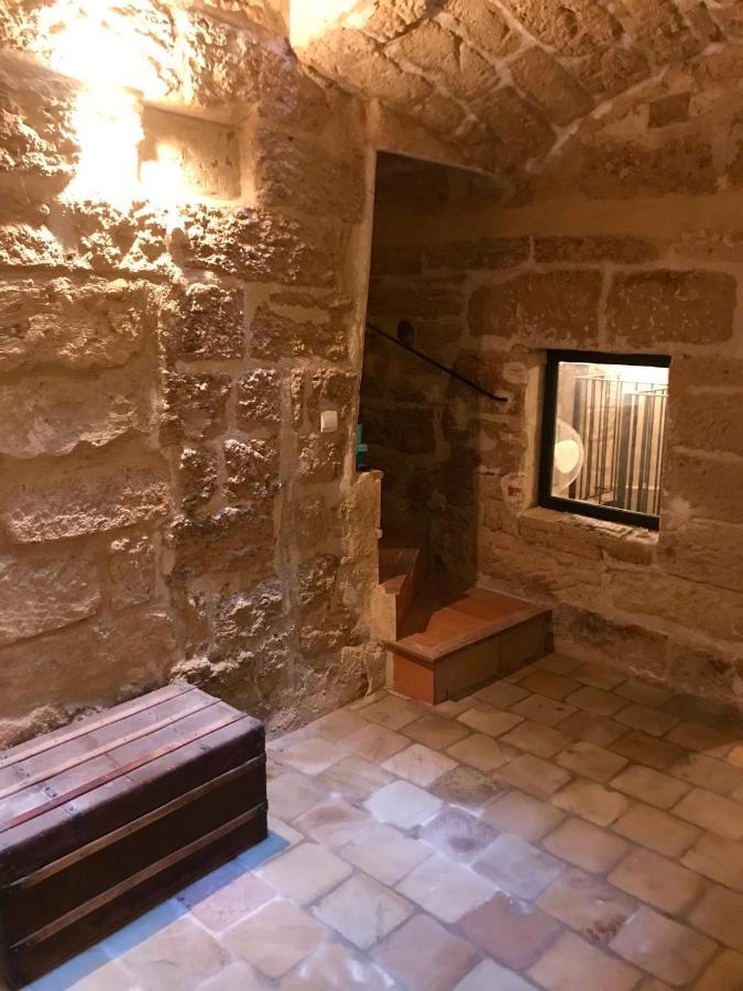 Maison de Roche-Uzès Centre Historique L' Ucetia Esterno foto